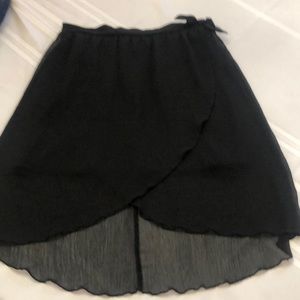 Besties Black High Low Sheer Skirt Size XL   A120